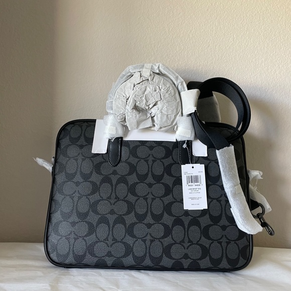 Coach Liam Compact Brief In Signature Canvas - Picture 2 of 4